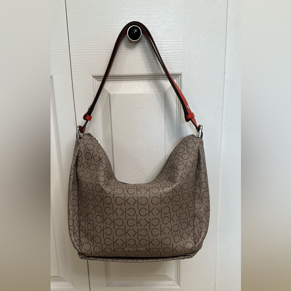 Calvin Klein Shoulder Bag